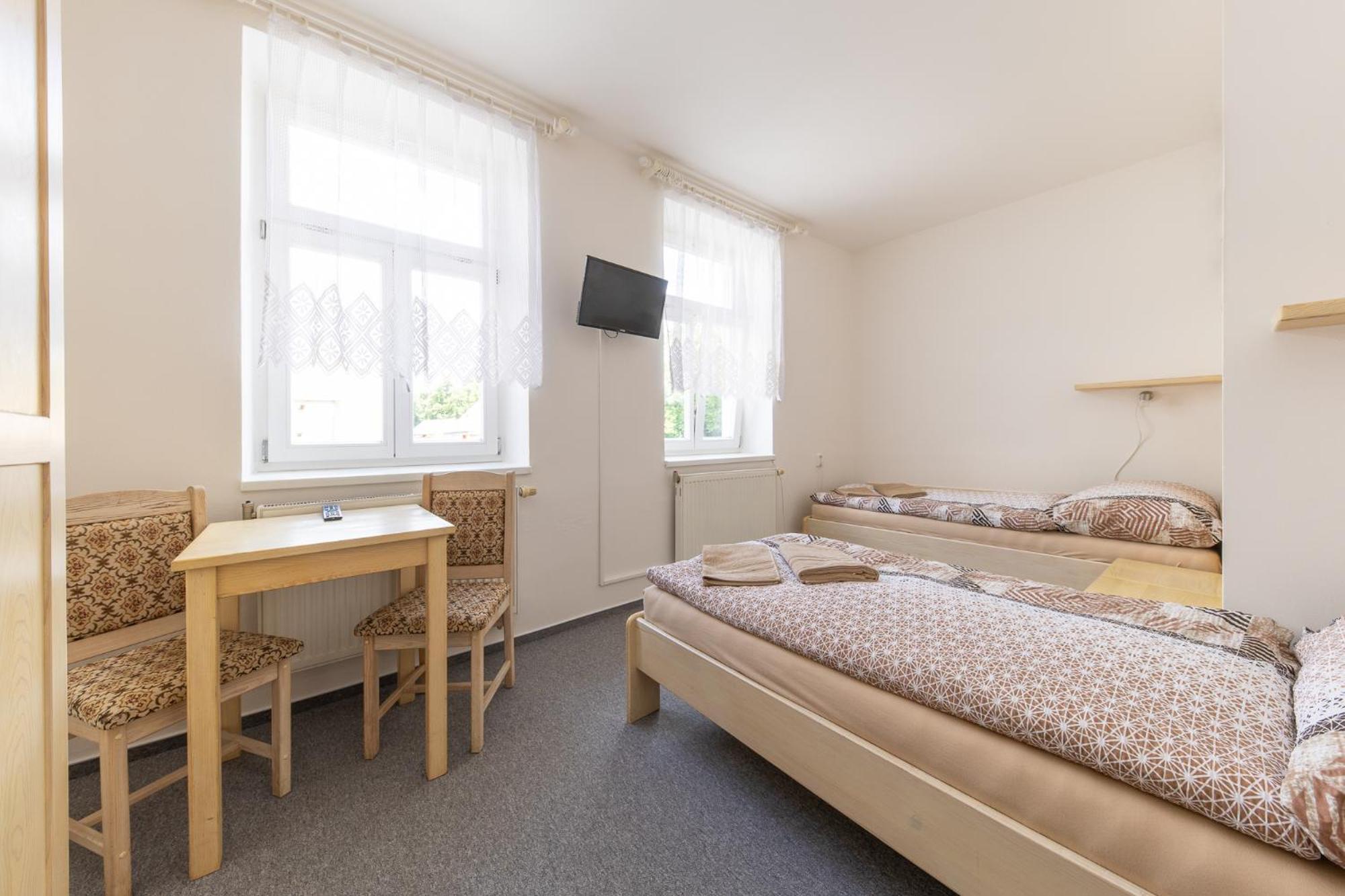Hotel Pivovar Поличка Экстерьер фото